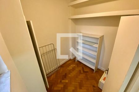 Apartamento para alugar com 143m², 3 quartos e sem vaga Apartamento para alugar com 143m², 3 quartos e sem vagaQuarto de Serviço 2