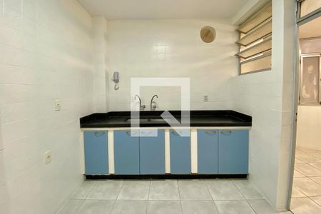 Apartamento para alugar com 143m², 3 quartos e sem vaga Apartamento para alugar com 143m², 3 quartos e sem vagaCozinha