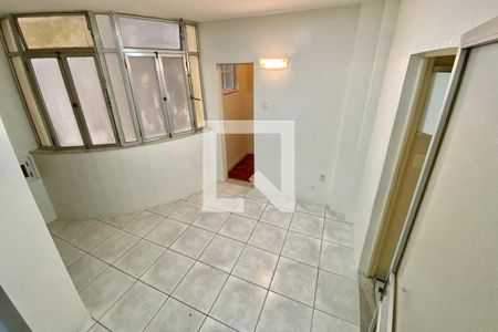 Apartamento para alugar com 143m², 3 quartos e sem vaga Apartamento para alugar com 143m², 3 quartos e sem vagaÁrea de Serviço
