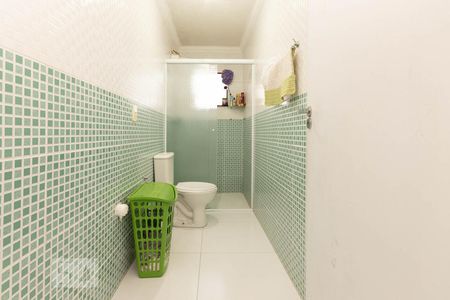 Casa à venda com 235m², 4 quartos e 2 vagasBanheiro 