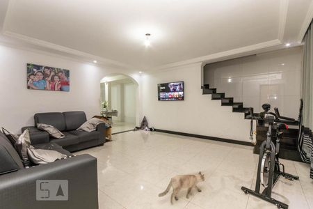Sala de casa à venda com 4 quartos, 260m² em Vila Verde, São Paulo