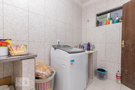 Casa à venda com 235m², 4 quartos e 2 vagasÁrea de serviço