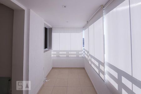 Varanda Sala de apartamento para alugar com 2 quartos, 62m² em Vila Anglo Brasileira, São Paulo