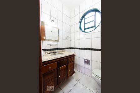 Banheiro 02 de casa para alugar com 3 quartos, 130m² em Guará I, Brasília