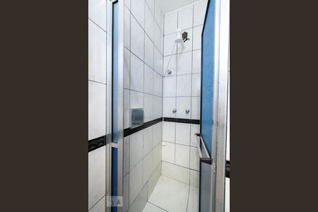 Banheiro 01 de casa para alugar com 3 quartos, 130m² em Guará I, Brasília