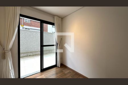 Sala de apartamento para alugar com 1 quarto, 50m² em Água Verde, Curitiba