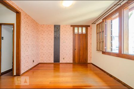 Casa à venda com 380m², 4 quartos e 4 vagasSuíte master