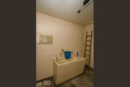 Casa à venda com 380m², 4 quartos e 4 vagasÁrea de Serviço