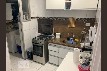 Apartamento à venda com 57m², 2 quartos e 1 vaga Apartamento à venda com 57m², 2 quartos e 1 vagaCozinha