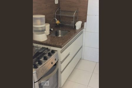 Apartamento à venda com 57m², 2 quartos e 1 vaga Apartamento à venda com 57m², 2 quartos e 1 vagaCozinha