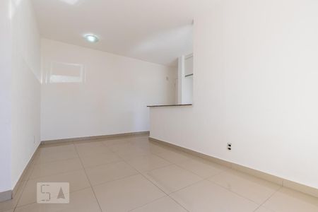 Sala de apartamento à venda com 2 quartos, 67m² em Vila Industrial, Campinas