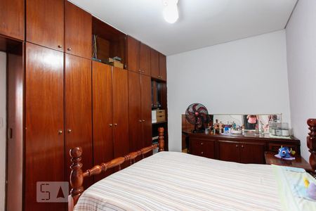 Suíte 1 de casa à venda com 3 quartos, 230m² em Vila Mira, São Paulo