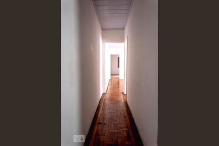 Corredor de casa para alugar com 3 quartos, 250m² em Alto da Mooca, São Paulo