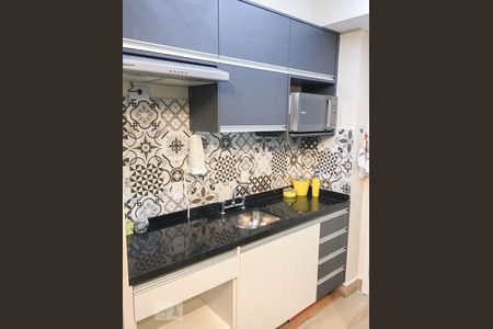 Studio para alugar com 30m², 1 quarto e 1 vaga Studio para alugar com 30m², 1 quarto e 1 vagaCozinha