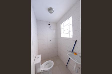 Casa à venda com 80m², 2 quartos e sem vaga Casa à venda com 80m², 2 quartos e sem vagaBanheiro Social