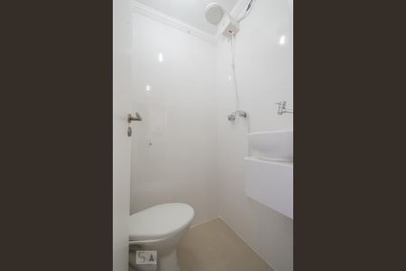 Apartamento para alugar com 71m², 2 quartos e 1 vagaBanheiro de Serviço