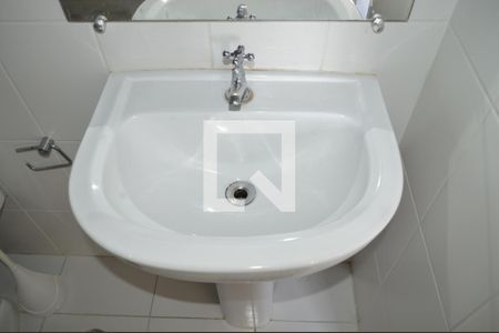 Apartamento para alugar com 33m², 1 quarto e sem vagaBanheiro