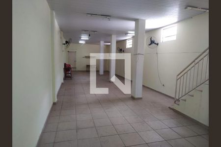 Casa à venda com 270m², 3 quartos e 2 vagasÁrea comum