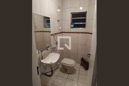 Casa à venda com 270m², 3 quartos e 2 vagasBanheiro