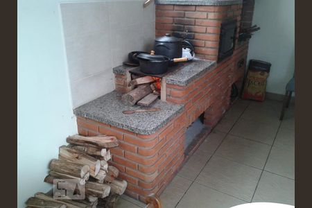 Casa à venda com 270m², 3 quartos e 2 vagasChurrasqueira