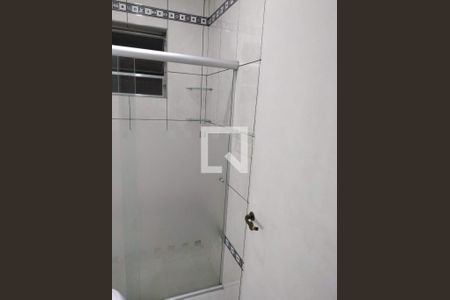 Casa à venda com 270m², 3 quartos e 2 vagasBanheiro