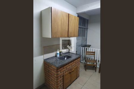Casa à venda com 270m², 3 quartos e 2 vagasChurrasqueira