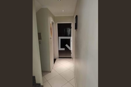 Casa à venda com 270m², 3 quartos e 2 vagasCorredor