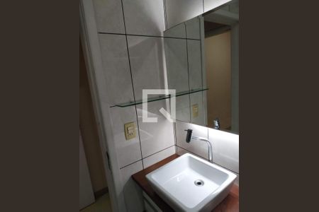 Casa à venda com 270m², 3 quartos e 2 vagasBanheiro