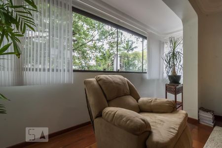 Apartamento para alugar com 147m², 3 quartos e 2 vagas Apartamento para alugar com 147m², 3 quartos e 2 vagasSala