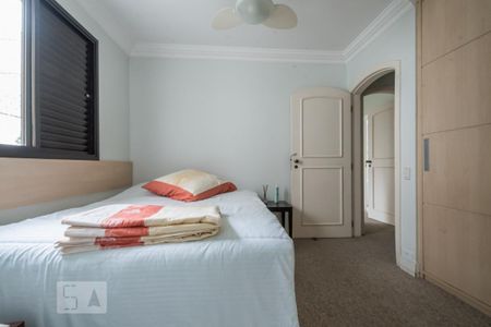 Apartamento para alugar com 147m², 3 quartos e 2 vagas Apartamento para alugar com 147m², 3 quartos e 2 vagasSuíte 2