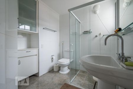 Apartamento para alugar com 147m², 3 quartos e 2 vagas Apartamento para alugar com 147m², 3 quartos e 2 vagasBanheiro Suíte 2