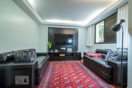 Apartamento para alugar com 147m², 3 quartos e 2 vagas Apartamento para alugar com 147m², 3 quartos e 2 vagasSala de TV