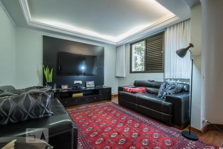 Apartamento para alugar com 147m², 3 quartos e 2 vagas Apartamento para alugar com 147m², 3 quartos e 2 vagasSala de TV