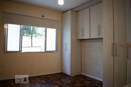 Sala/Quarto de kitnet/studio para alugar com 1 quarto, 33m² em Menino Deus, Porto Alegre