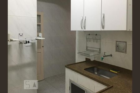 Cozinha de apartamento à venda com 2 quartos, 62m² em Maracanã, Rio de Janeiro