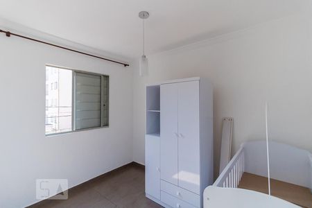 Quarto 1 de apartamento para alugar com 2 quartos, 41m² em Jardim Casa Pintada, São Paulo