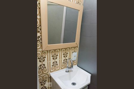 Banheiro de apartamento para alugar com 2 quartos, 60m² em Tijuca, Rio de Janeiro