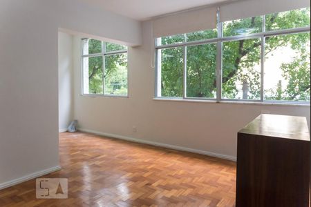 Sala de apartamento para alugar com 2 quartos, 60m² em Tijuca, Rio de Janeiro