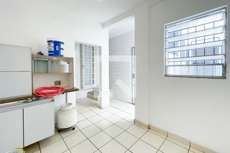 Casa à venda com 150m², 3 quartos e 1 vagaÁrea de serviço