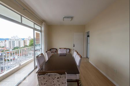 Sala de apartamento para alugar com 2 quartos, 86m² em Jardim Atlântico, Florianópolis