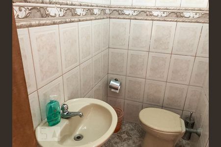 Casa à venda com 125m², 4 quartos e 2 vagas Casa à venda com 125m², 4 quartos e 2 vagasbanheiro de serviço