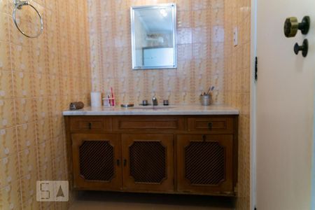 Apartamento à venda com 124m², 3 quartos e 1 vagaBanheiro da Suíte