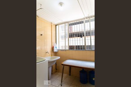 Apartamento à venda com 124m², 3 quartos e 1 vagaÁrea de Serviço