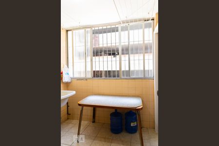 Apartamento à venda com 124m², 3 quartos e 1 vagaÁrea de Serviço