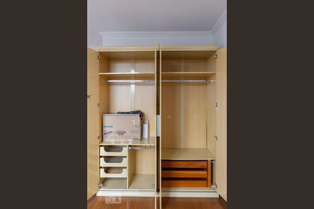 Apartamento para alugar com 75m², 2 quartos e 1 vagaQuarto 2