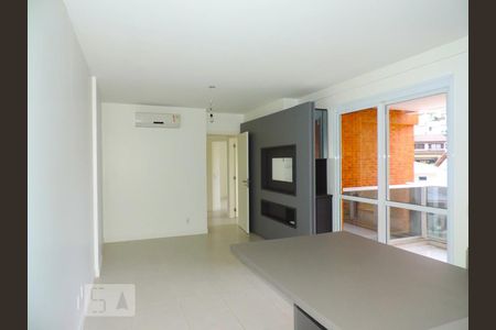 Sala de apartamento para alugar com 3 quartos, 84m² em Córrego Grande, Florianópolis