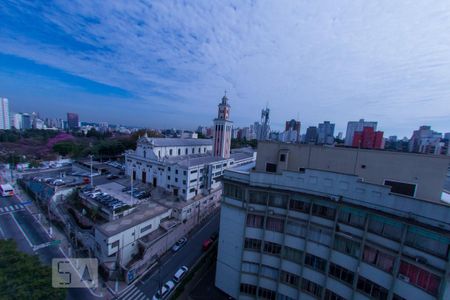Vista da Rua de apartamento para alugar com 2 quartos, 55m² em Pinheiros, São Paulo