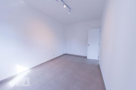 Quarto 1 de apartamento para alugar com 2 quartos, 55m² em Pinheiros, São Paulo