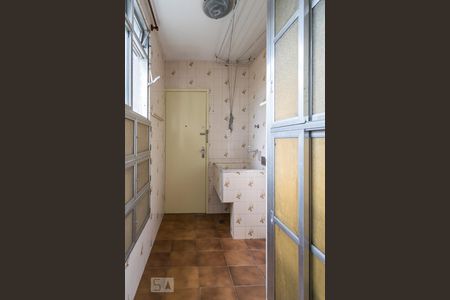 Apartamento à venda com 80m², 3 quartos e 1 vagaÁrea de Serviço - Entrada de serviço