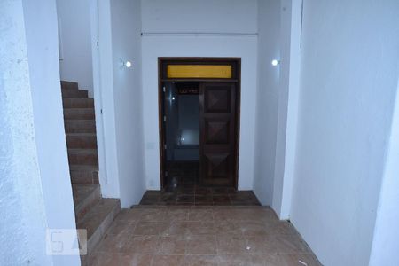 Casa à venda com 220m², 4 quartos e 2 vagasEntrada